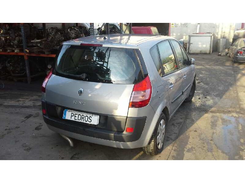 renault scenic ii del año 2005