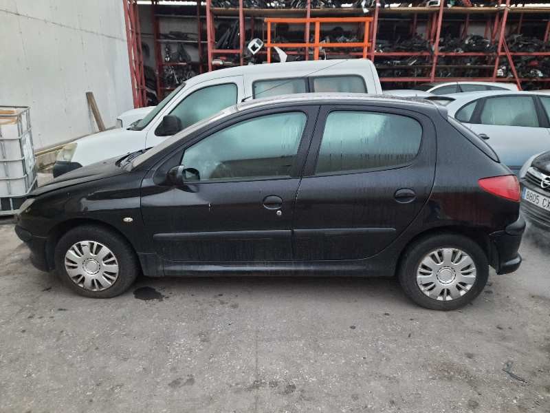 peugeot 206 berlina del año 2006