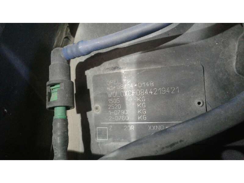 opel corsa c del año 2004