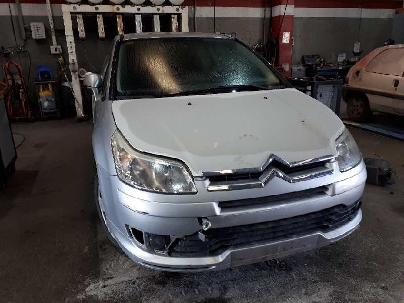 citroën c4 coupe del año 2004