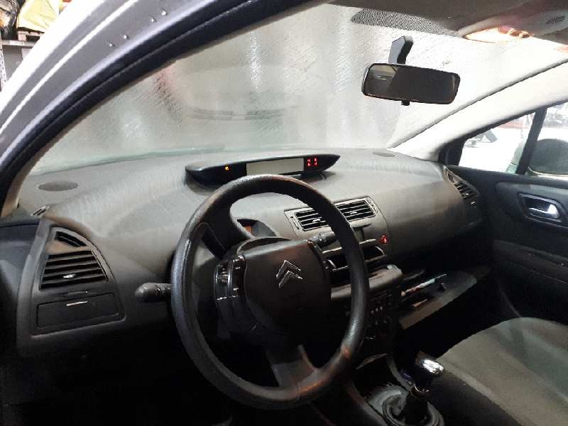 citroën c4 coupe del año 2004