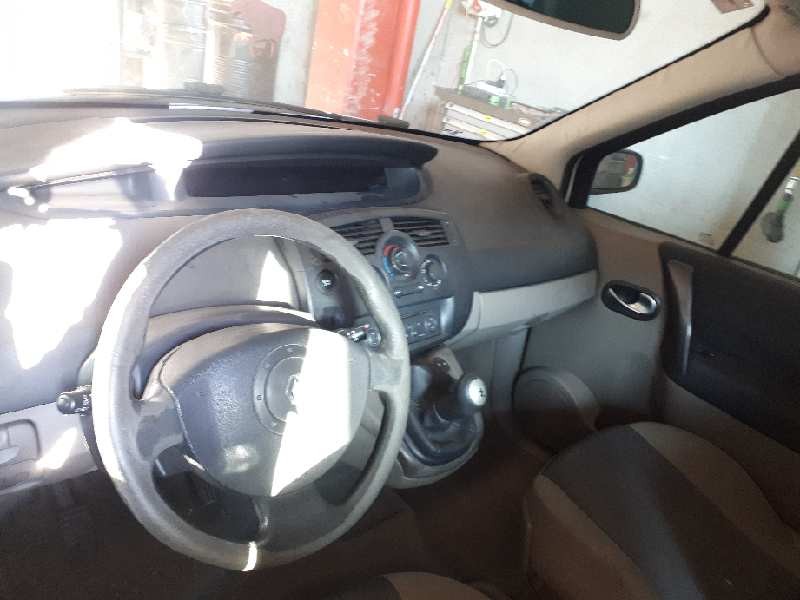 renault scenic ii del año 2003