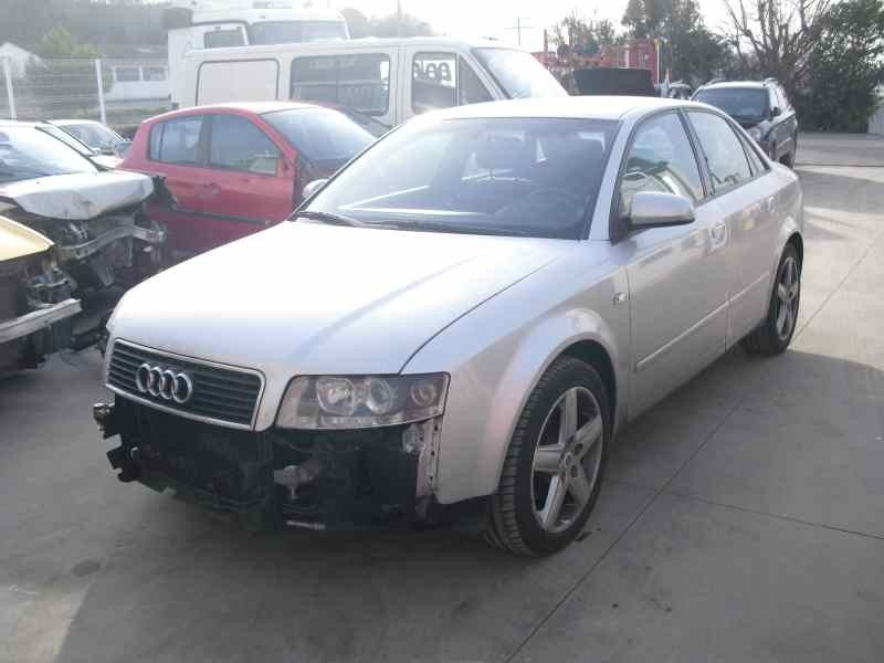 audi a4 berlina (8e) del año 2001