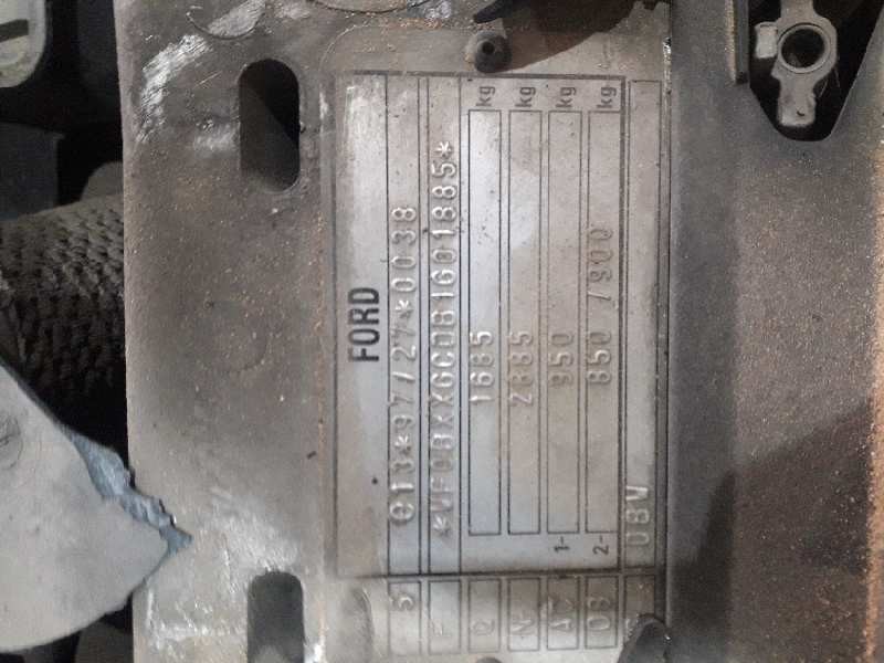 ford focus berlina (cak) del año 2001