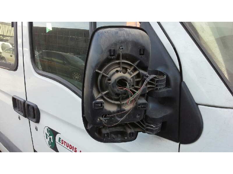 nissan interstar mod. 04 (x70) del año 2004