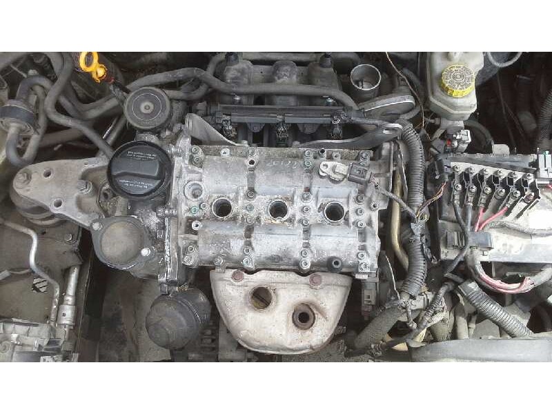 seat ibiza (6l1) del año 2002