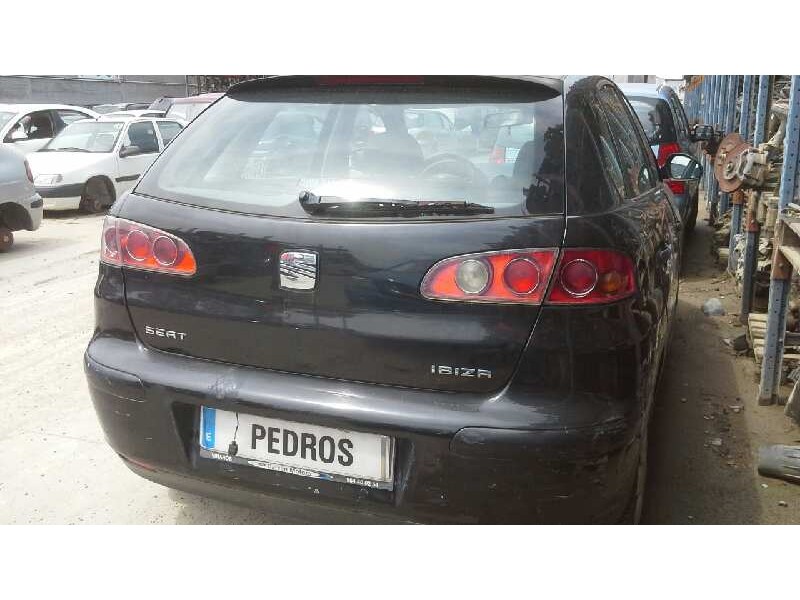 seat ibiza (6l1) del año 2002