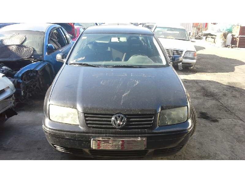 volkswagen bora berlina (1j2) del año 2000