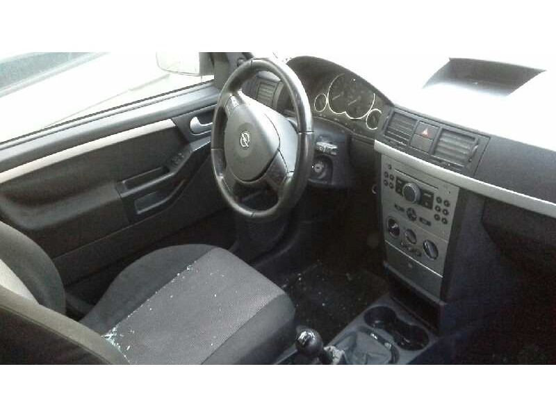 opel meriva del año 2005