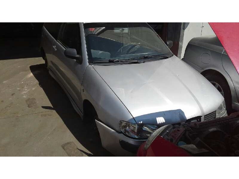 seat ibiza (6k1) del año 2001