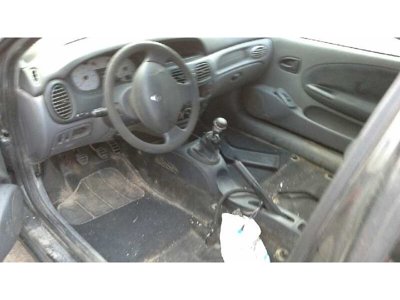 renault megane i coupe fase 2 (da..) del año 2001