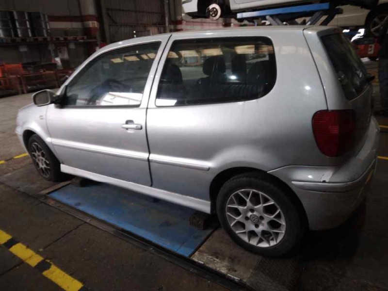 volkswagen polo berlina (6n2) del año 2000