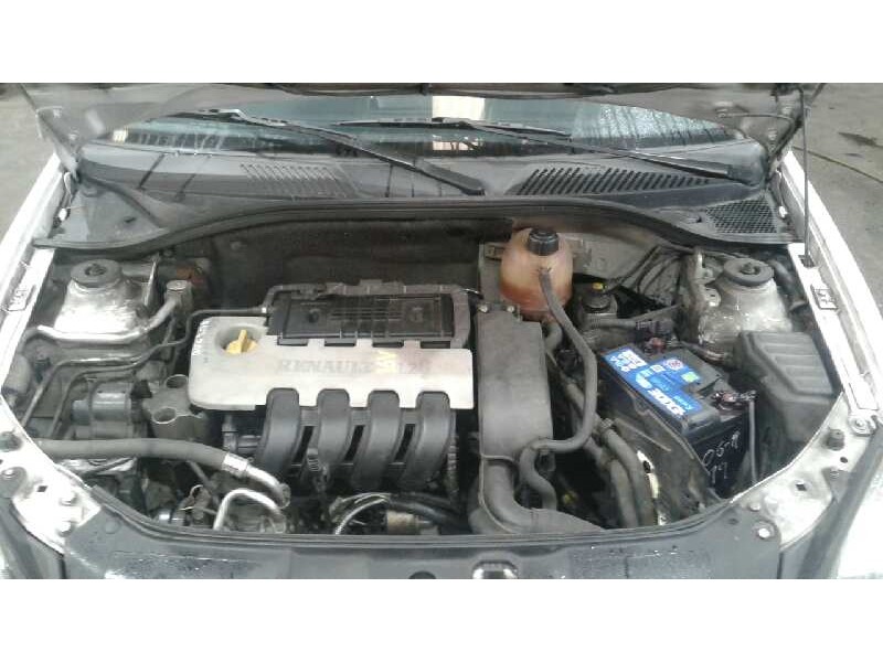 renault clio ii fase ii (b/cb0) del año 2002