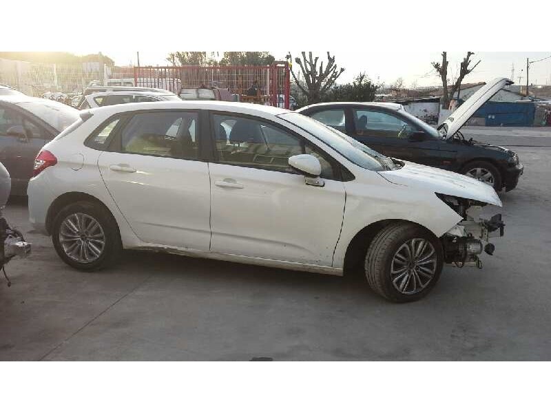 citroën c4 berlina (2011-  ) del año 2013