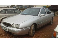 lancia kappa berlina del año 2000