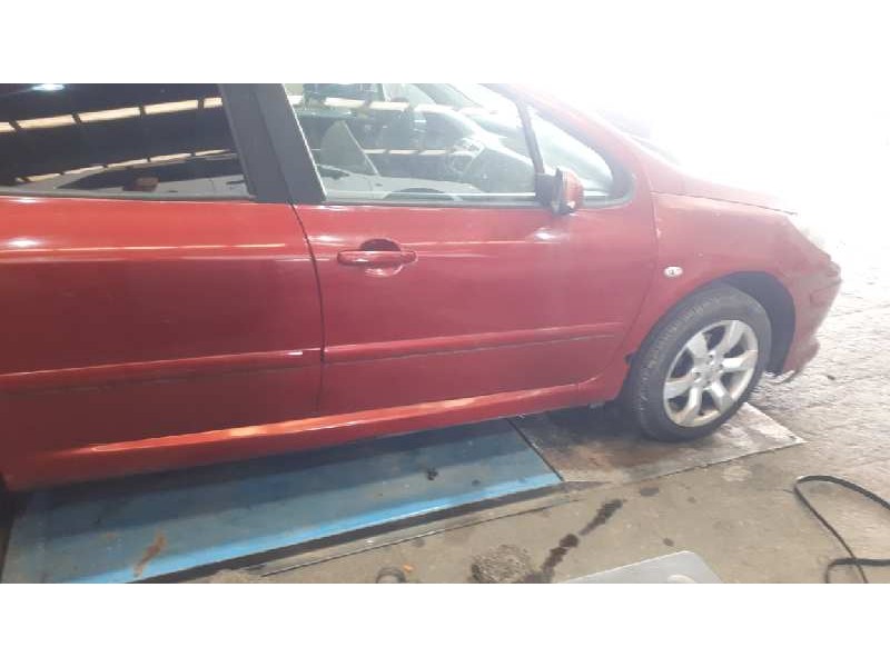 peugeot 307 berlina (s2) del año 2006