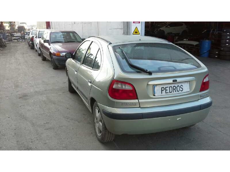 renault megane i fase 2 berlina (ba0) del año 2000
