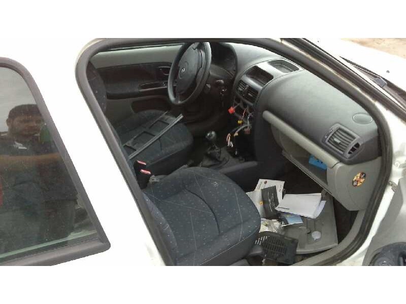 renault clio ii fase ii (b/cb0) del año 2002