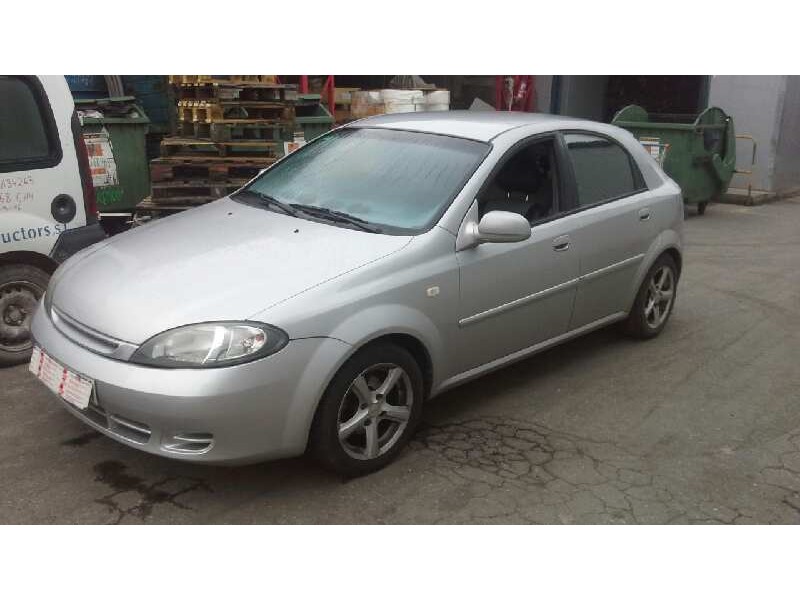 daewoo lacetti del año 2004