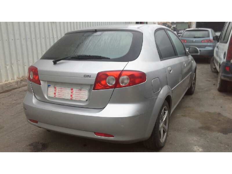 daewoo lacetti del año 2004