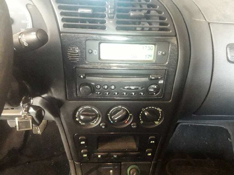 citroën xsara berlina del año 2003