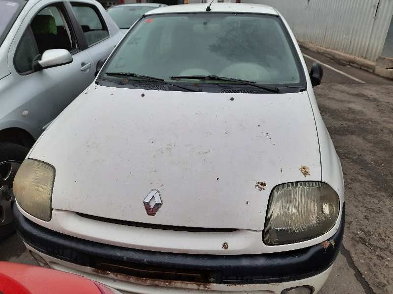renault clio ii fase i (b/cbo) del año 2000