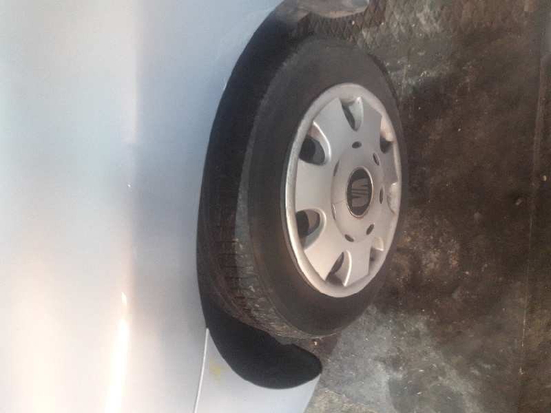 seat ibiza (6l1) del año 2002