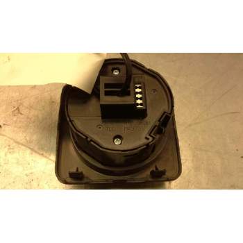 Recambio de unidad de control para isuzu d-max 2.5 twin turbodiesel referencia OEM IAM mando selector 4x4  