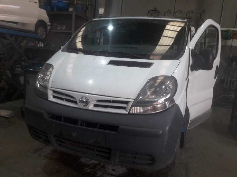 nissan primastar (x83) del año 2004