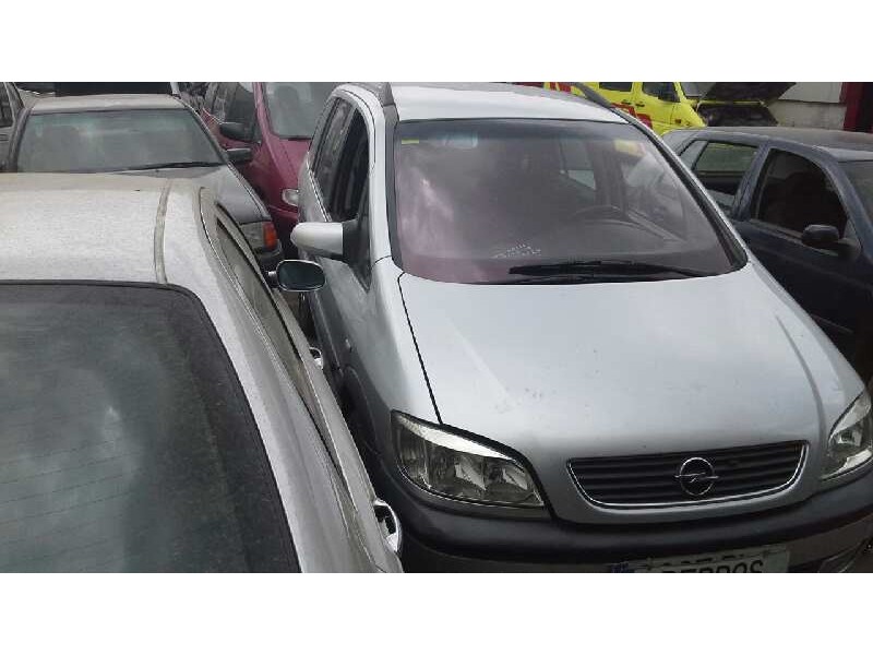 opel zafira a del año 2001