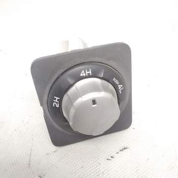 Recambio de unidad de control para isuzu d-max 2.5 twin turbodiesel referencia OEM IAM mando selector 4x4  