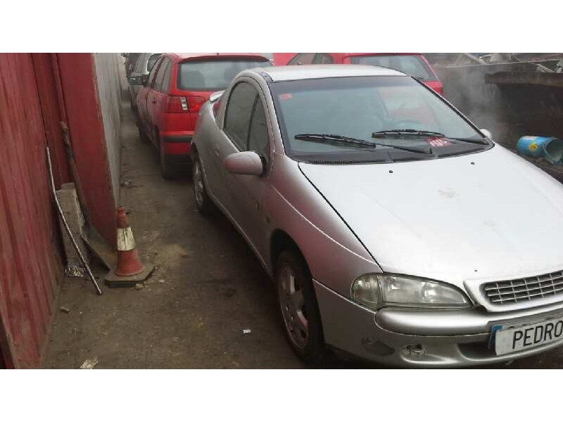 opel tigra del año 2000