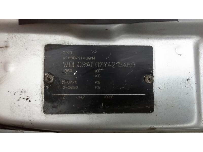 opel tigra del año 2000