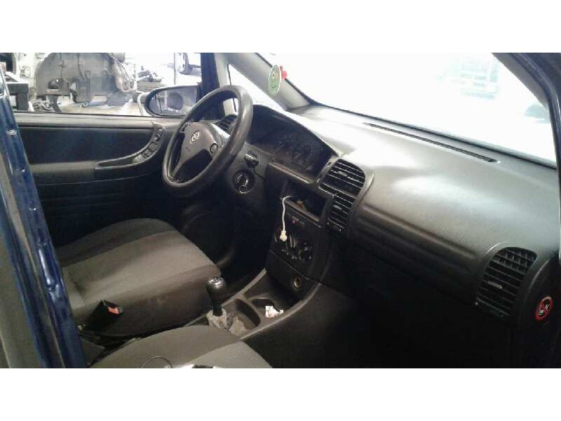 opel zafira a del año 2003