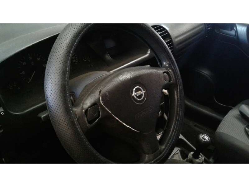 opel zafira a del año 2003