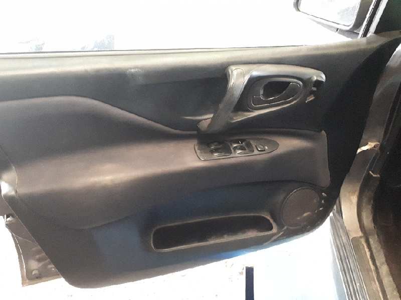 mitsubishi space star (dg0) del año 2004