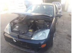 ford focus berlina (cak) del año 2001