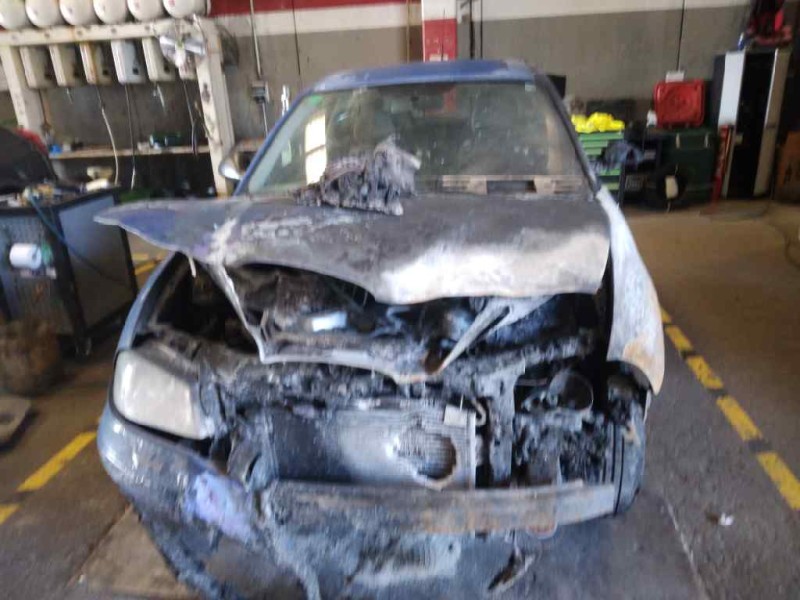 seat ibiza (6l1) del año 2004