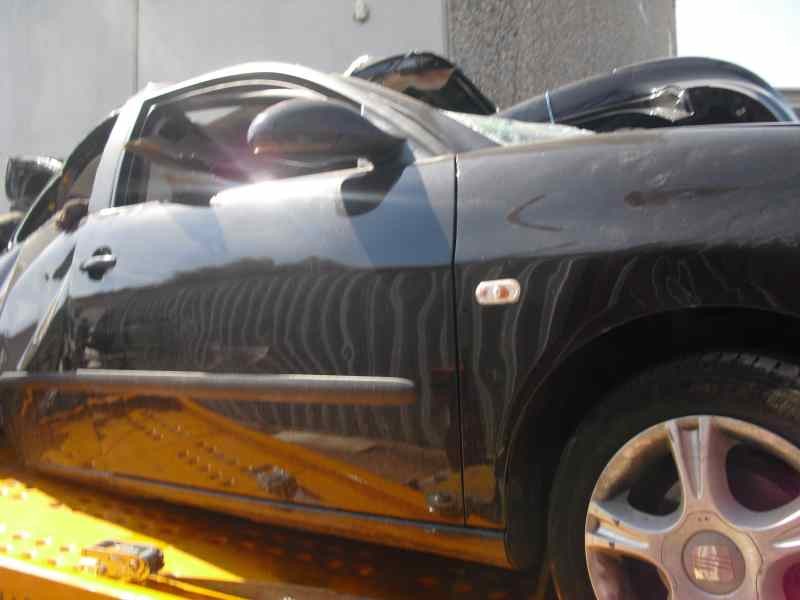 seat ibiza (6l1) del año 2002