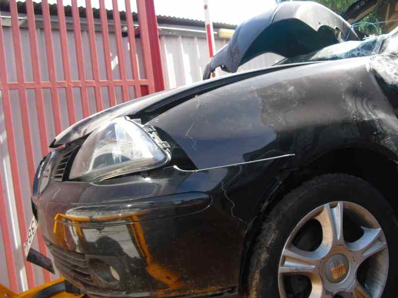 seat ibiza (6l1) del año 2002