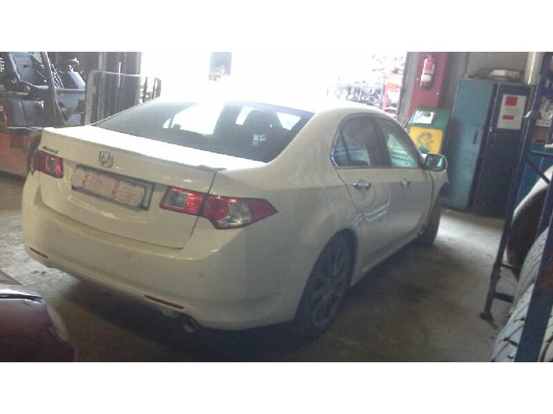 honda accord berlina (cu) del año 2010