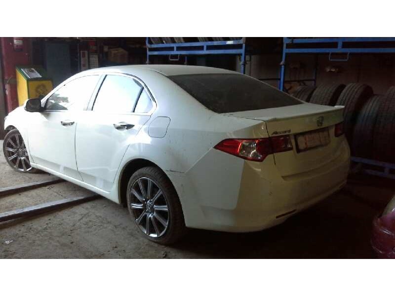 honda accord berlina (cu) del año 2010