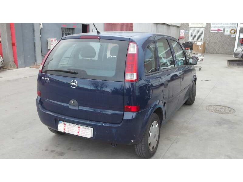 opel meriva del año 2004