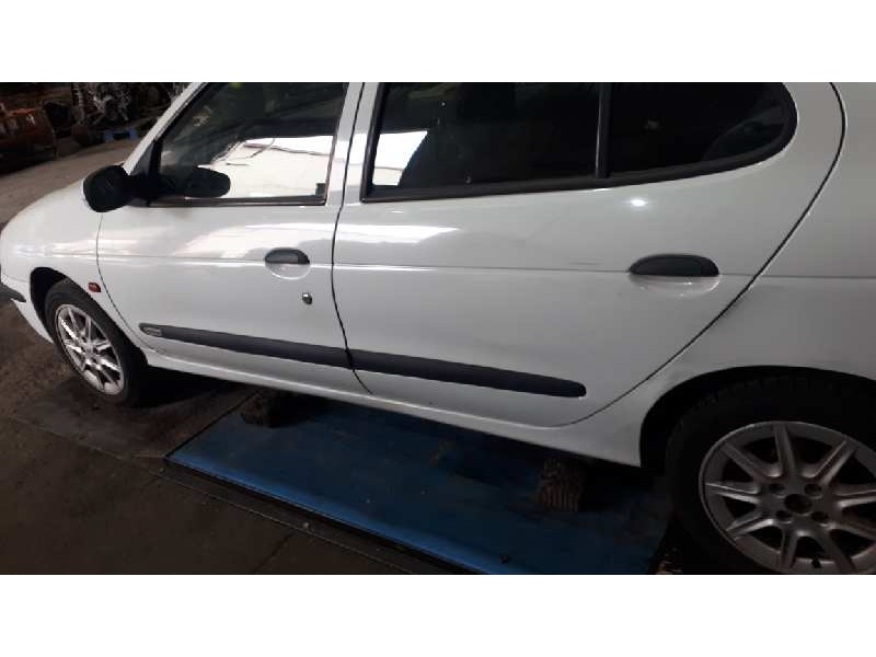 renault megane i fase 2 berlina (ba0) del año 2002