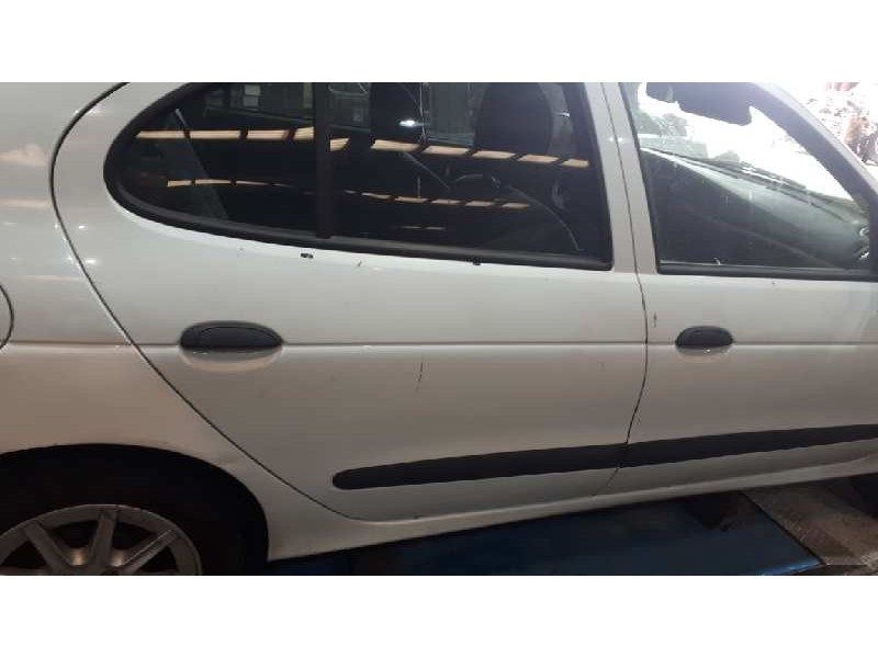 renault megane i fase 2 berlina (ba0) del año 2002