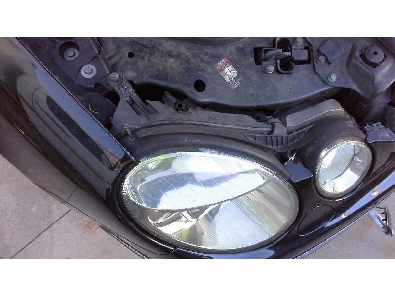 mercedes-benz clase e (w211) berlina del año 2003