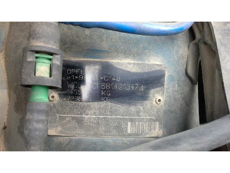 opel corsa c del año 2001