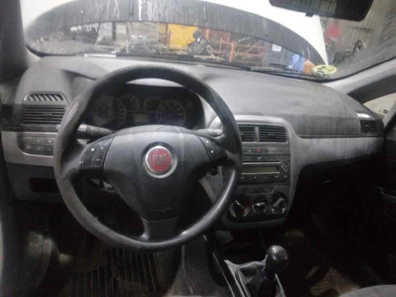 fiat punto (199) del año 2011