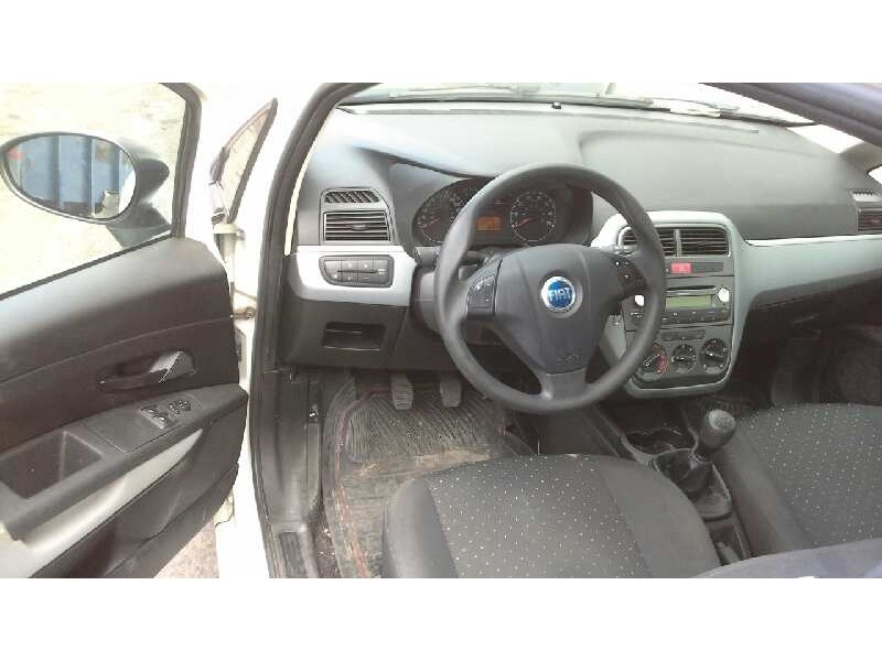 fiat grande punto (199) del año 2006