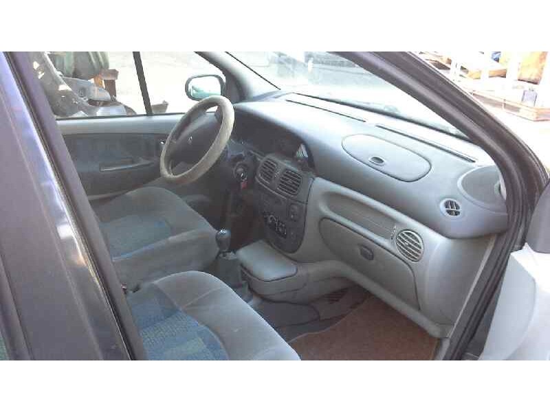 renault scenic (ja..) del año 2002